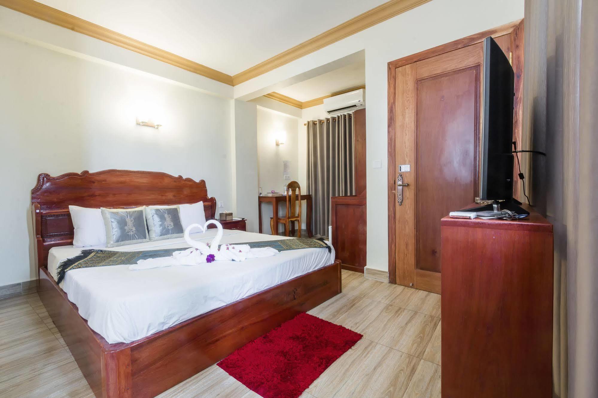 Dynsey Boutique Hotel 3*